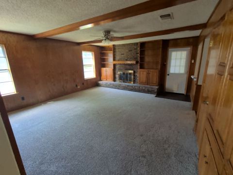 5541 Wood View Street, North Richland Hills, TX 76180 — photo 2
