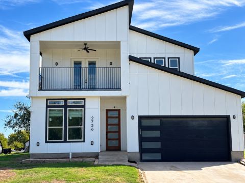 2736 Kool, Dallas
