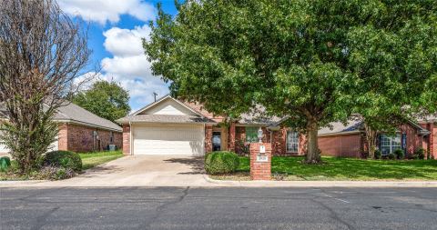 2920 Comanche Trail, Waco