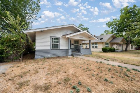 3715 Travis Avenue C, Fort Worth, TX 76110 — photo 2