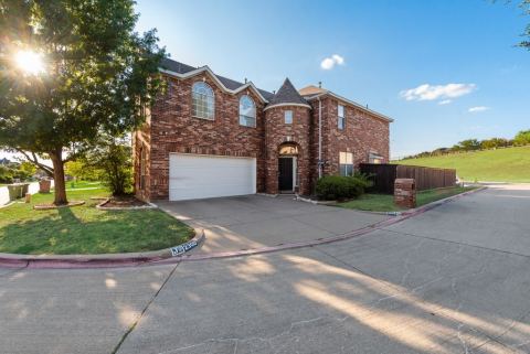 2300 Springmere Drive, Arlington