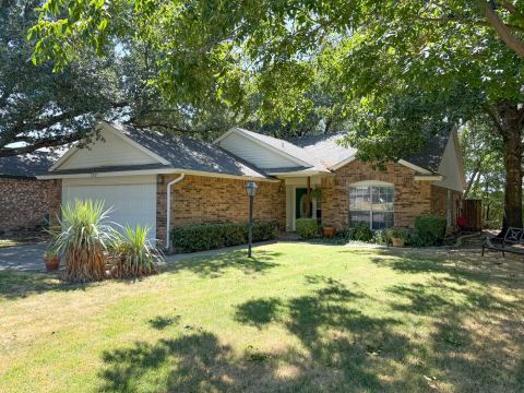 2705 Thunderbird Drive, Denton, TX 76207 — photo 3