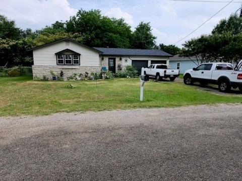 1503 Lands End Street, Granbury