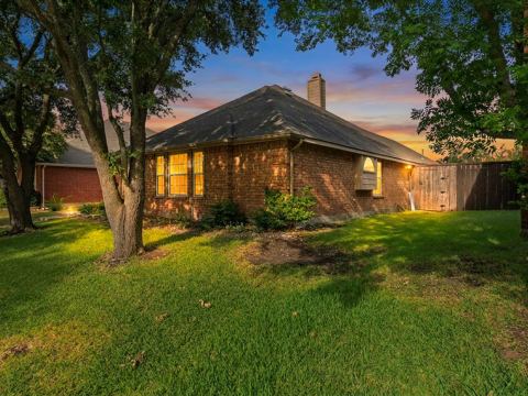 4601 Carlton Drive, Garland