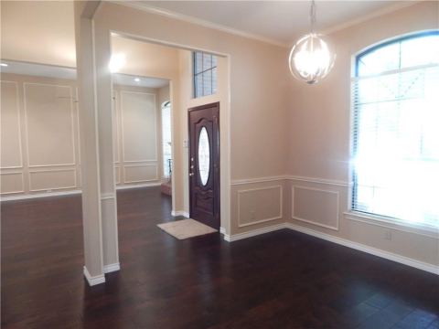 4208 Meadowdale Drive, Carrollton, TX 75010 — photo 2