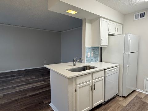 3624 Parkridge Drive 214, Dallas, TX 75234 — photo 3