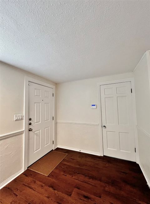 713 Spring Street, Granbury, TX 76048 — photo 2