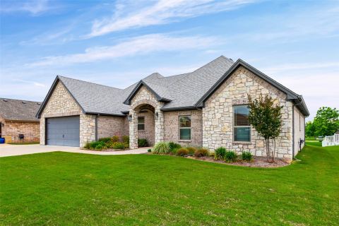 6620 Pinehurst Drive, Granbury, TX 76049 — photo 3