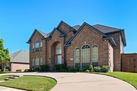 1309 Greenway Park Drive, Carrollton, TX 75007 — photo 3