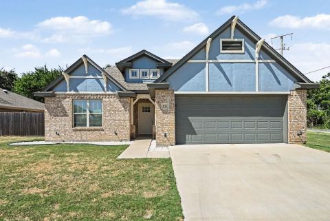 977 Sam Street, Springtown, TX 76082 — photo 2
