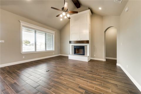 3100 Main Street, Granbury, TX 76049 — photo 3