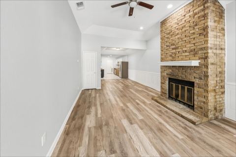 7806 Laver Court, Fort Worth, TX 76112 — photo 3