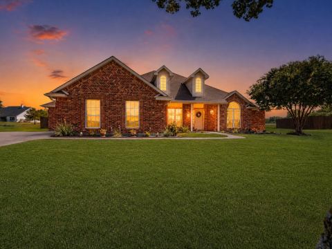 5020 April Lane, Waxahachie
