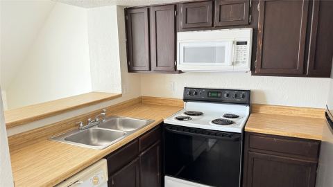 9833 Walnut Street 201, Dallas, TX 75243 — photo 2