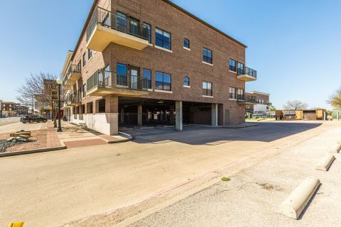 330 Austin Avenue 216, Waco, TX 76701 — photo 3