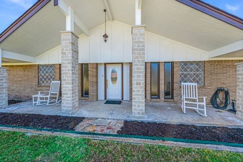 1075 Oak Ridge Drive, Terrell, TX 75160 — photo 2