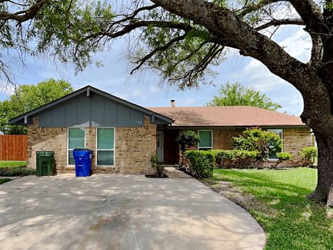 702 Redbud Drive, Forney