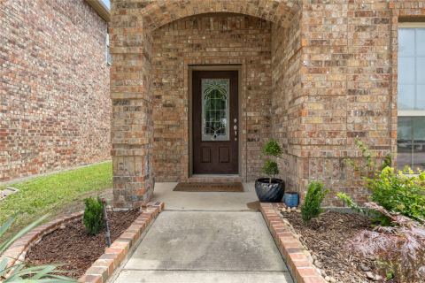 10121 Bridgewater Drive, McKinney, TX 75072 — photo 2