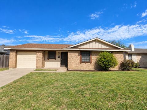 6414 Cinnamon Oaks Drive, Dallas