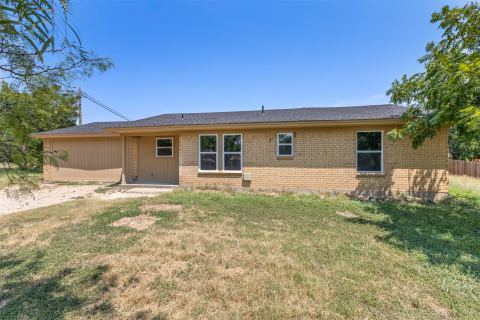 420 Dogwood Street, Springtown, TX 76082 — photo 2