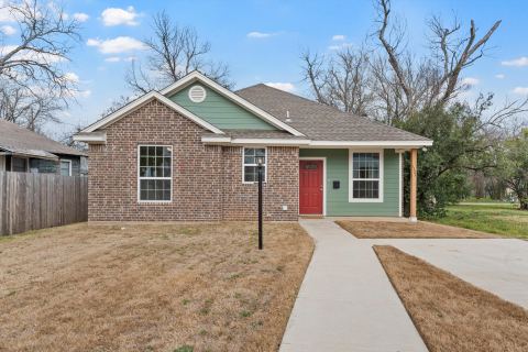 1325 N 11th Street, Waco