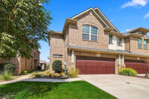 2737 Splendor Drive, Little Elm, TX 75068 — photo 2