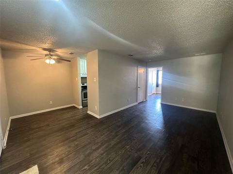4502 Gaston Avenue 119, Dallas, TX 75246 — photo 2