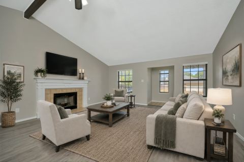 4210 Meadow Park Drive, Arlington, TX 76017 — photo 2