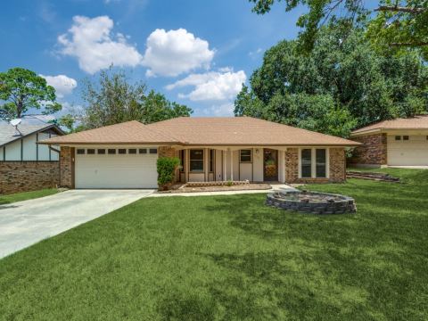 2126 Pecos Drive, Grapevine