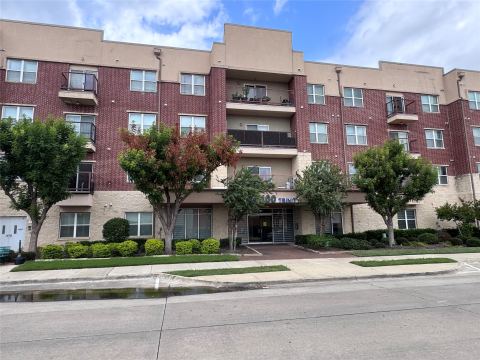 1100 W Trinity Mills Road 1015, Carrollton