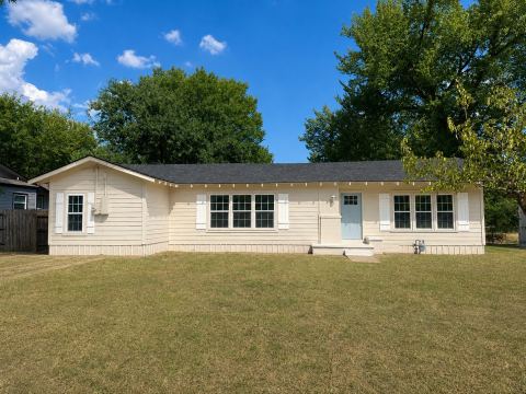 112 Morris Drive, Sulphur Springs