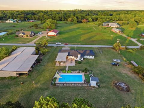 560 Harlan Road, Combine, TX 75159 — photo 3