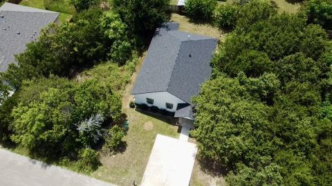 819 Arkansas River Drive, Granbury, TX 76048 — photo 2