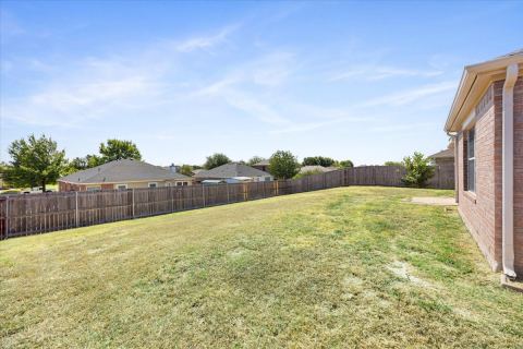 1506 Waters Edge Drive, Glenn Heights, TX 75154 — photo 3