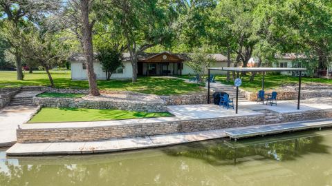 311 Casas Del Sur Street, Granbury