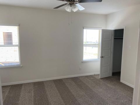 2402 Siskiyou Street, Lewisville, TX 75056 — photo 2