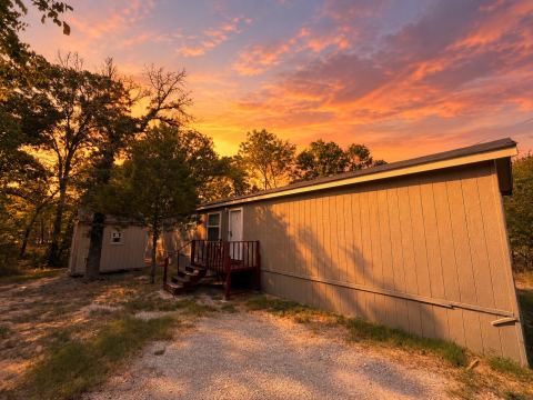 104 Kanawka Street, Mabank