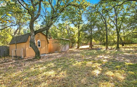 244 Moore Road, Burleson, TX 76028 — photo 3