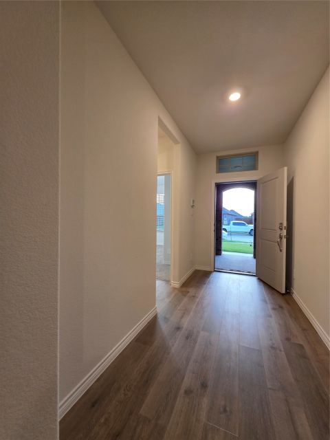 10108 Boxwood Way, Aubrey, TX 76227 — photo 3