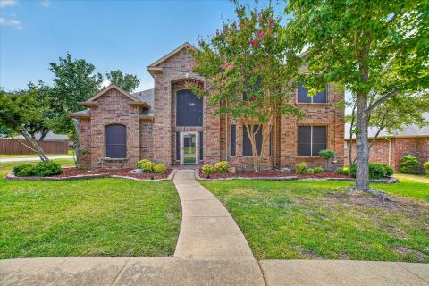 5002 Petersburg Drive, Rowlett
