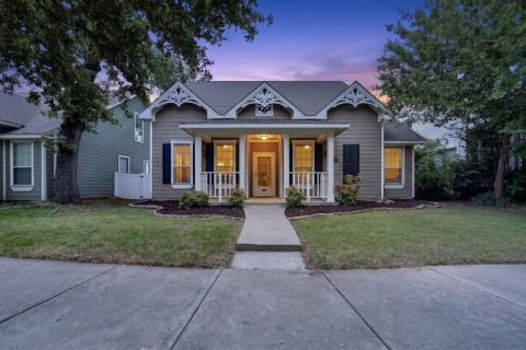 10214 Lakeview Drive, Providence Village, TX 76227 — photo 2