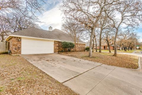 901 Evandale Road, Burleson, TX 76028 — photo 3
