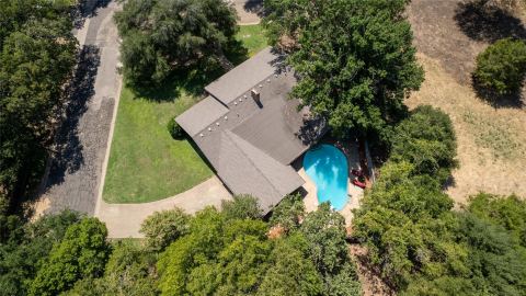 1800 Woodcrest Avenue, Corsicana, TX 75110 — photo 2