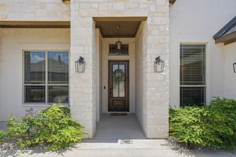 1525 Blue Lake Drive, Burleson, TX 76058 — photo 3