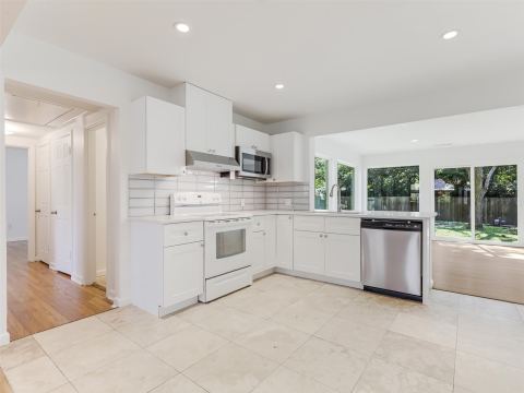 4026 Beechwood Lane, Dallas, TX 75220 — photo 2