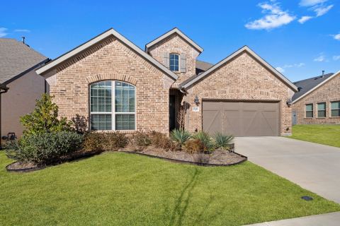 549 Cedarwood Street, Little Elm, TX 76227 — photo 2