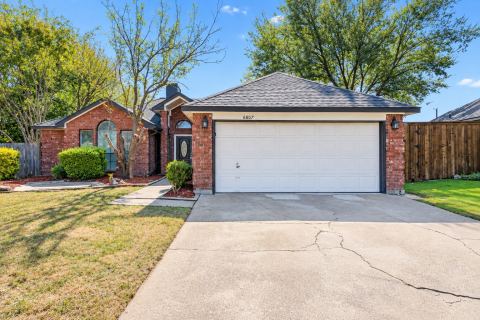 6807 Keeler Drive, Arlington, TX 76001 — photo 2