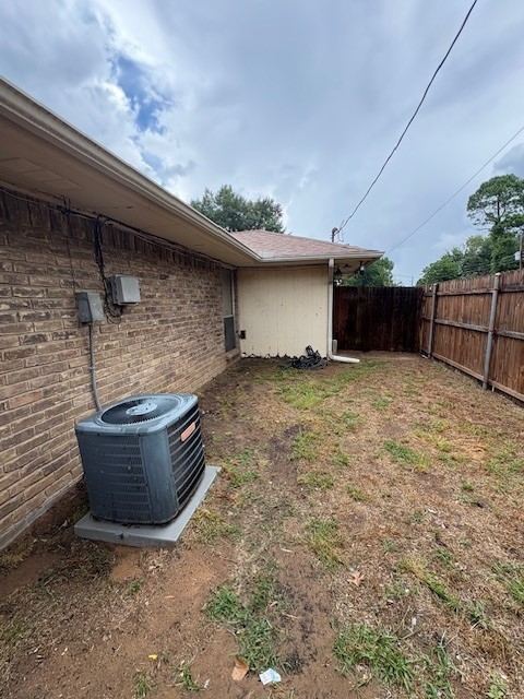 715 Oakwood Lane A, Arlington, TX 76012 — photo 3