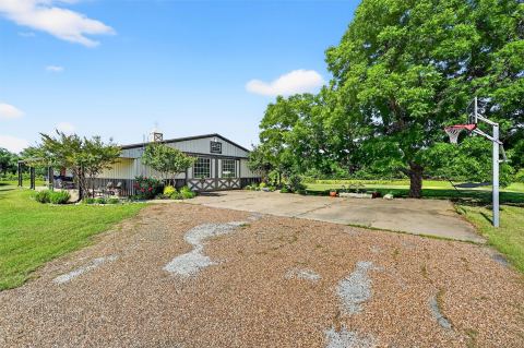 12041 Bell Road, Pilot Point, TX 76258 — photo 3