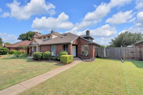 2111 Prairie Creek Trail, Garland, TX 75040 — photo 2